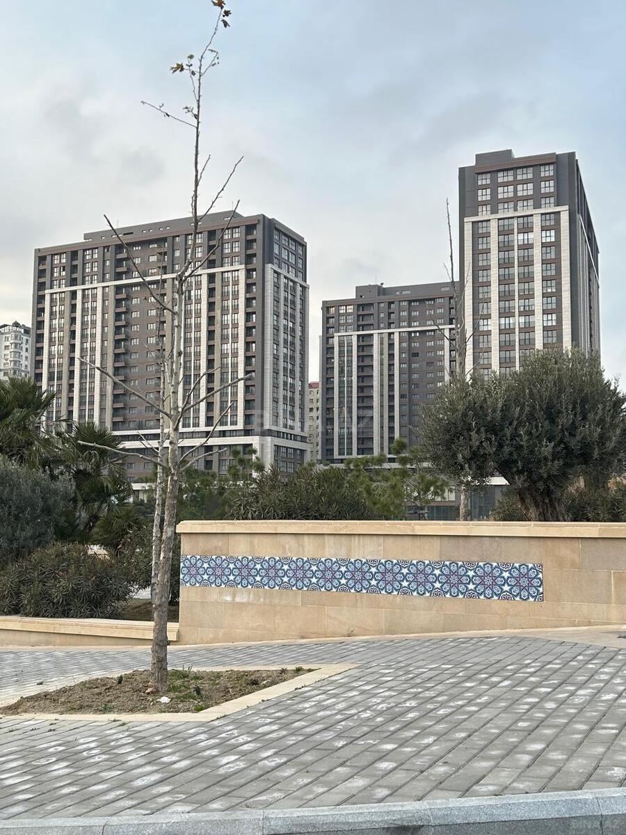 3 otaqlı Yeni tikili, Şah İsmayıl Xətai m., Bakı