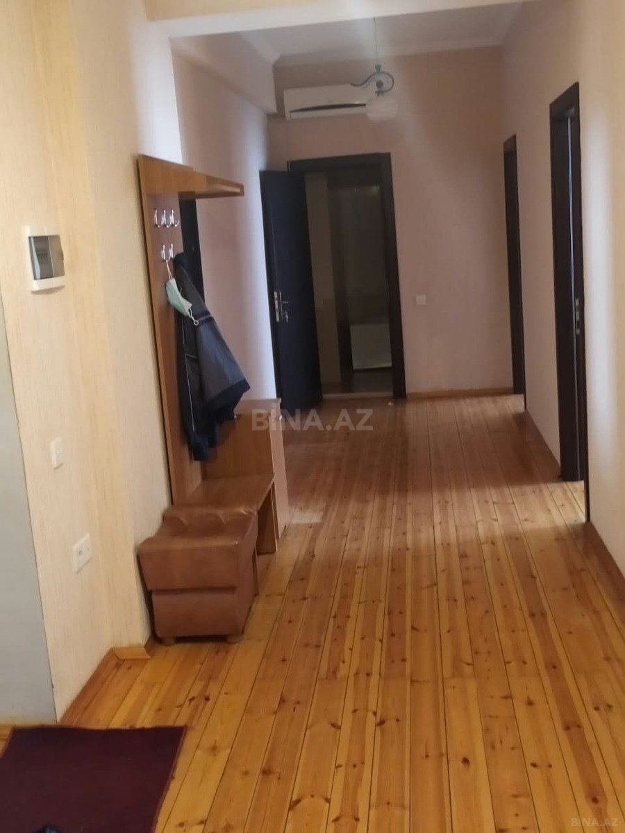 3 otaqlı Yeni tikili, Şah İsmayıl Xətai m., Bakı