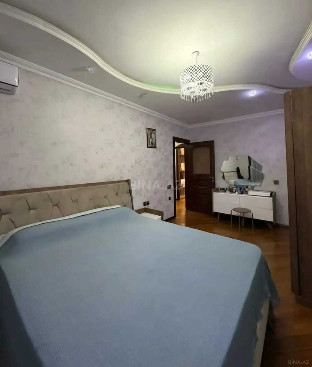 3 otaqlı Köhnə tikili, Əhmədli m., Bakı