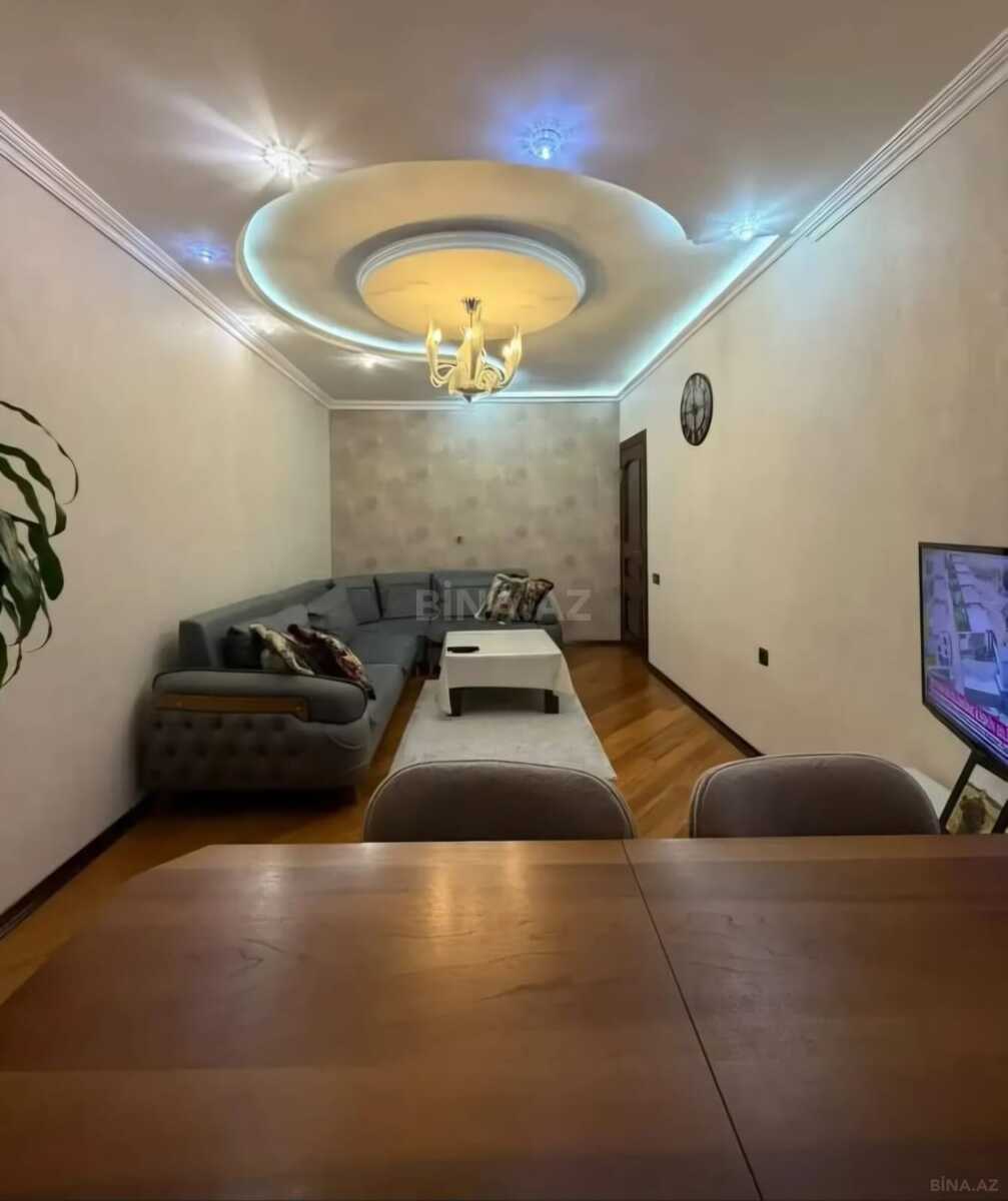 3 otaqlı Köhnə tikili, Əhmədli m., Bakı