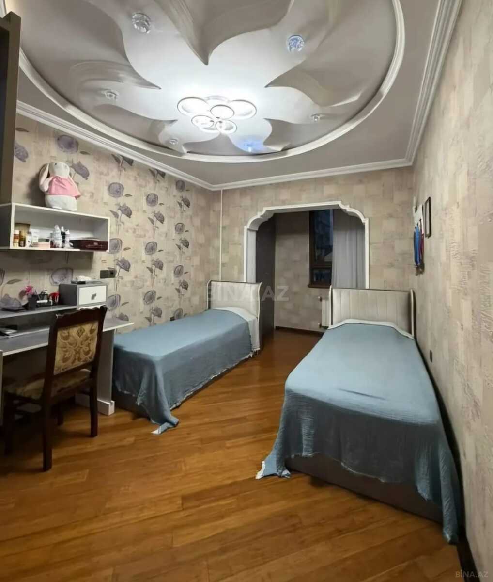 3 otaqlı Köhnə tikili, Əhmədli m., Bakı