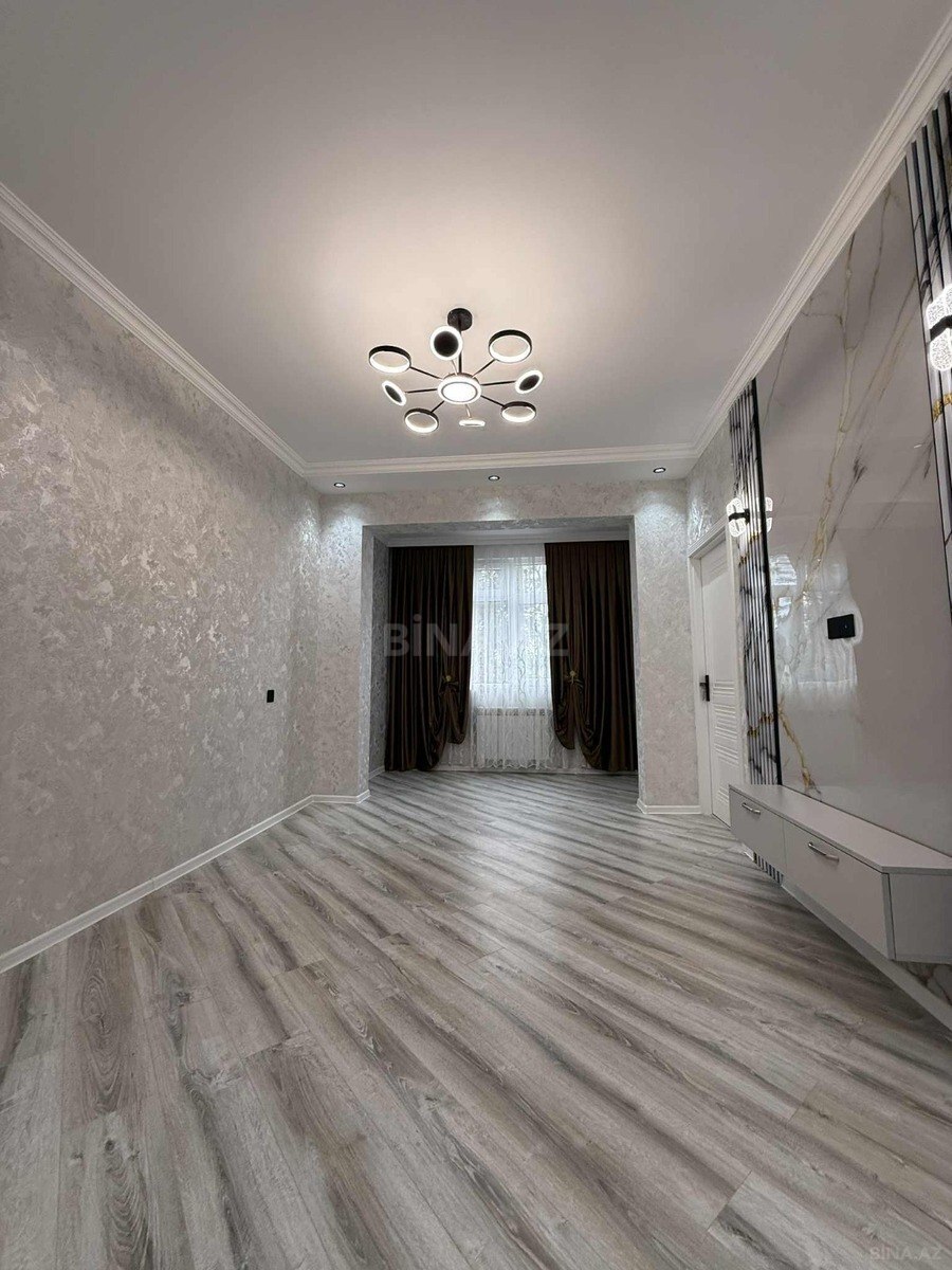 2 otaqlı Köhnə tikili, Memar Əcəmi m., Bakı