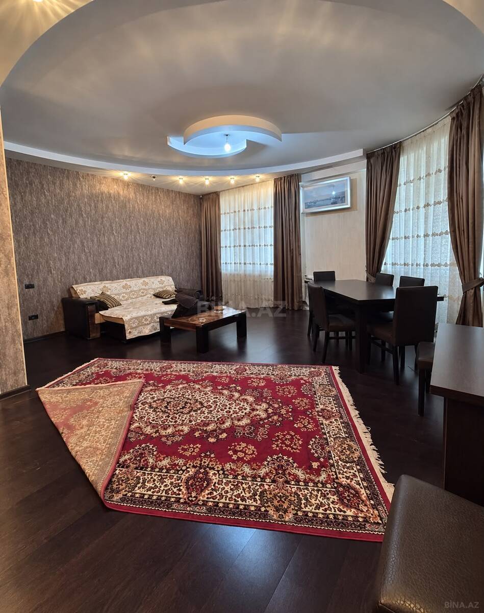 4 otaqlı Yeni tikili, İnşaatçılar m., Bakı