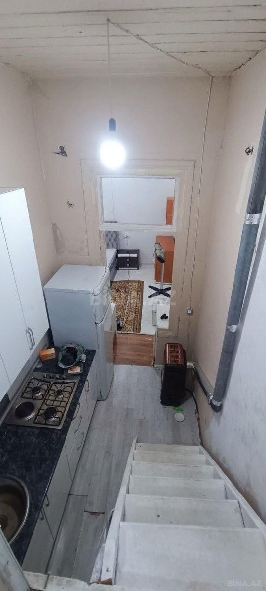 2 otaqlı Köhnə tikili, Nizami m., Bakı