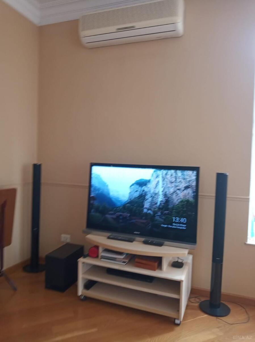 3 otaqlı Yeni tikili, 28 May m., Bakı