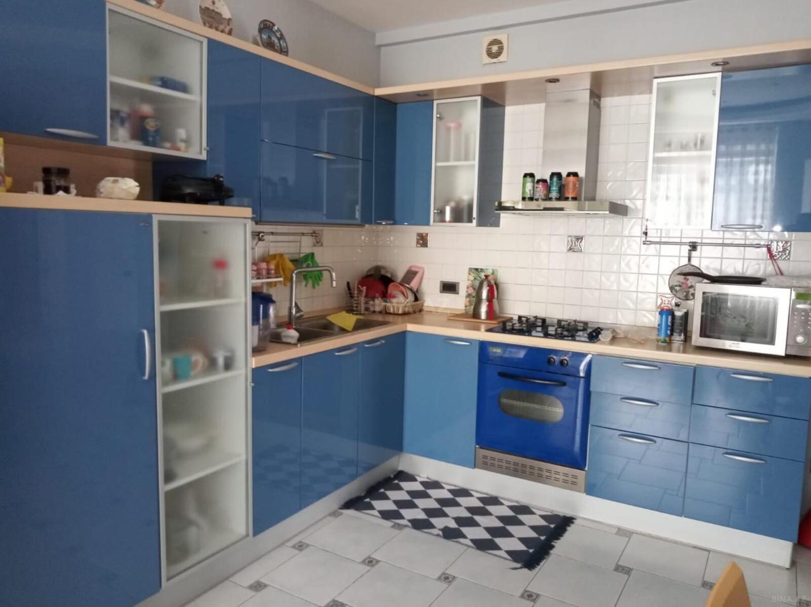 3 otaqlı Yeni tikili, 28 May m., Bakı