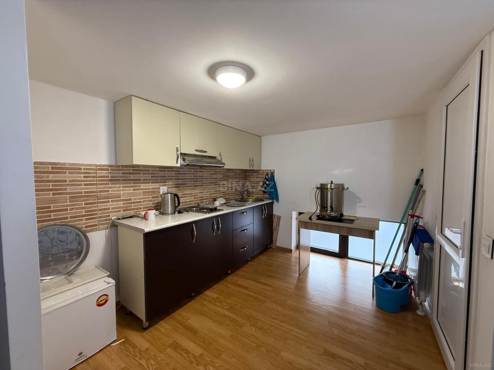 4 otaqlı Ofis, 8 Noyabr m., Bakı