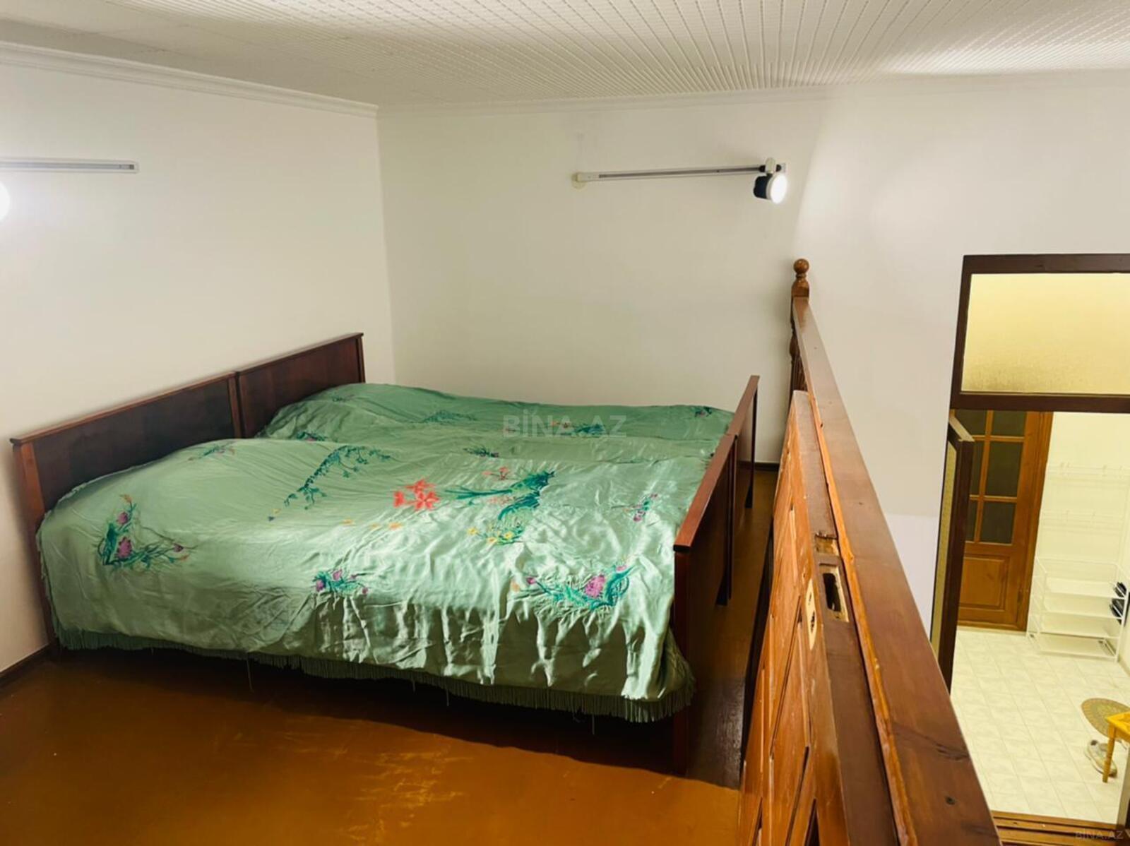 2 otaqlı Köhnə tikili, Sahil m., Bakı