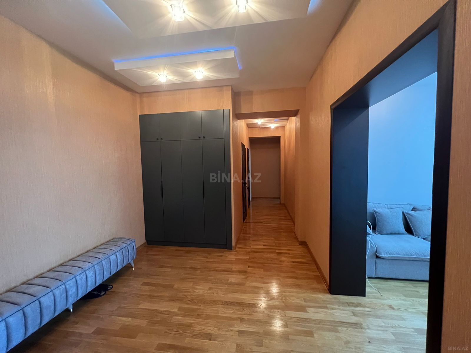 3 otaqlı Yeni tikili, Şah İsmayıl Xətai m., Bakı