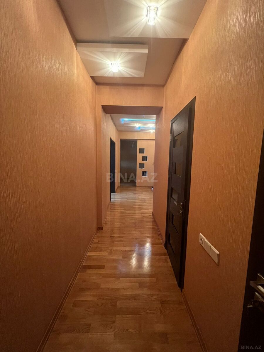 3 otaqlı Yeni tikili, Şah İsmayıl Xətai m., Bakı