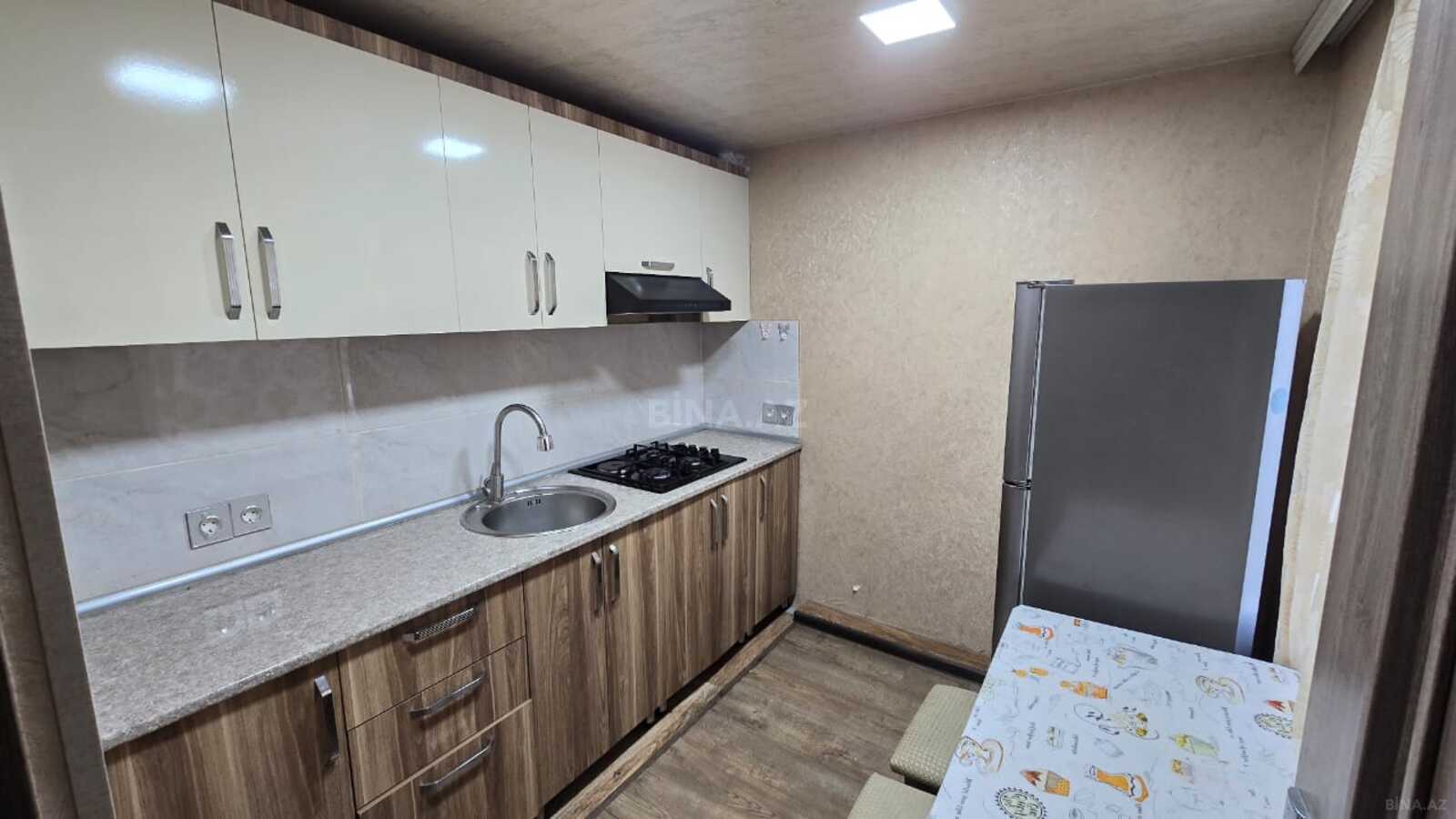 3 otaqlı Köhnə tikili, Nəriman Nərimanov m., Bakı