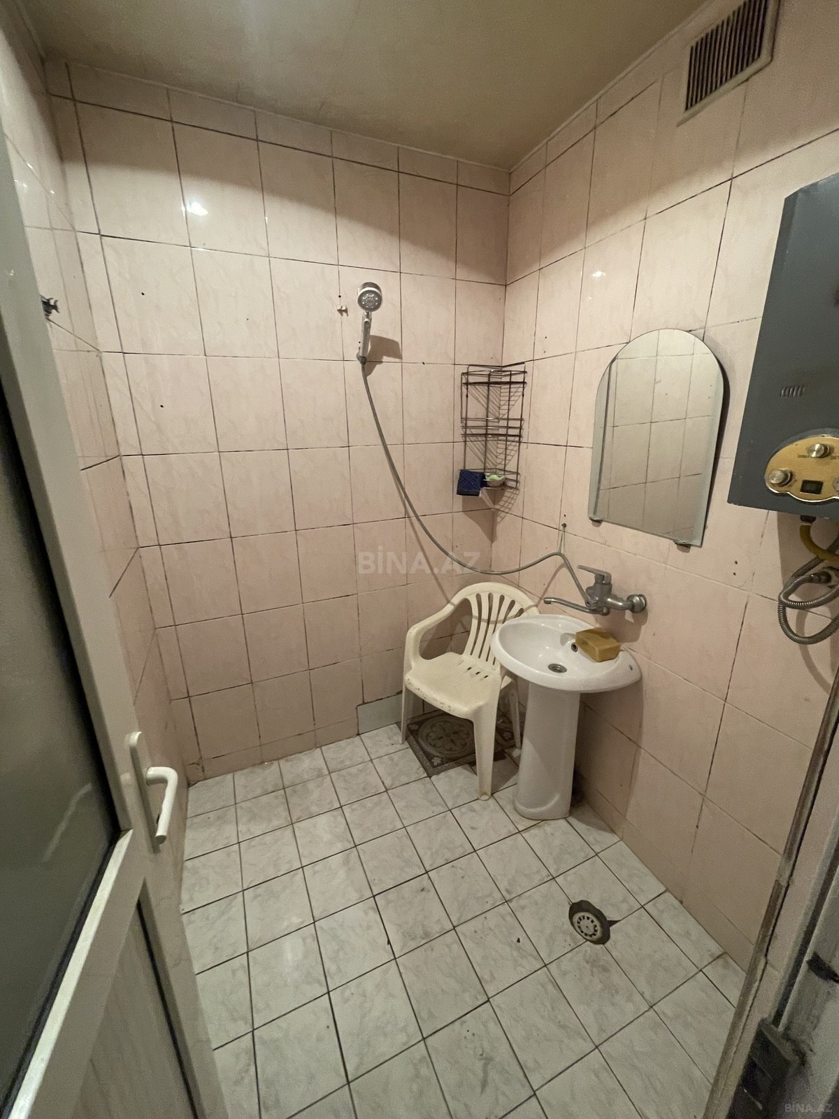 1 otaqlı Köhnə tikili, 20 Yanvar m., Bakı