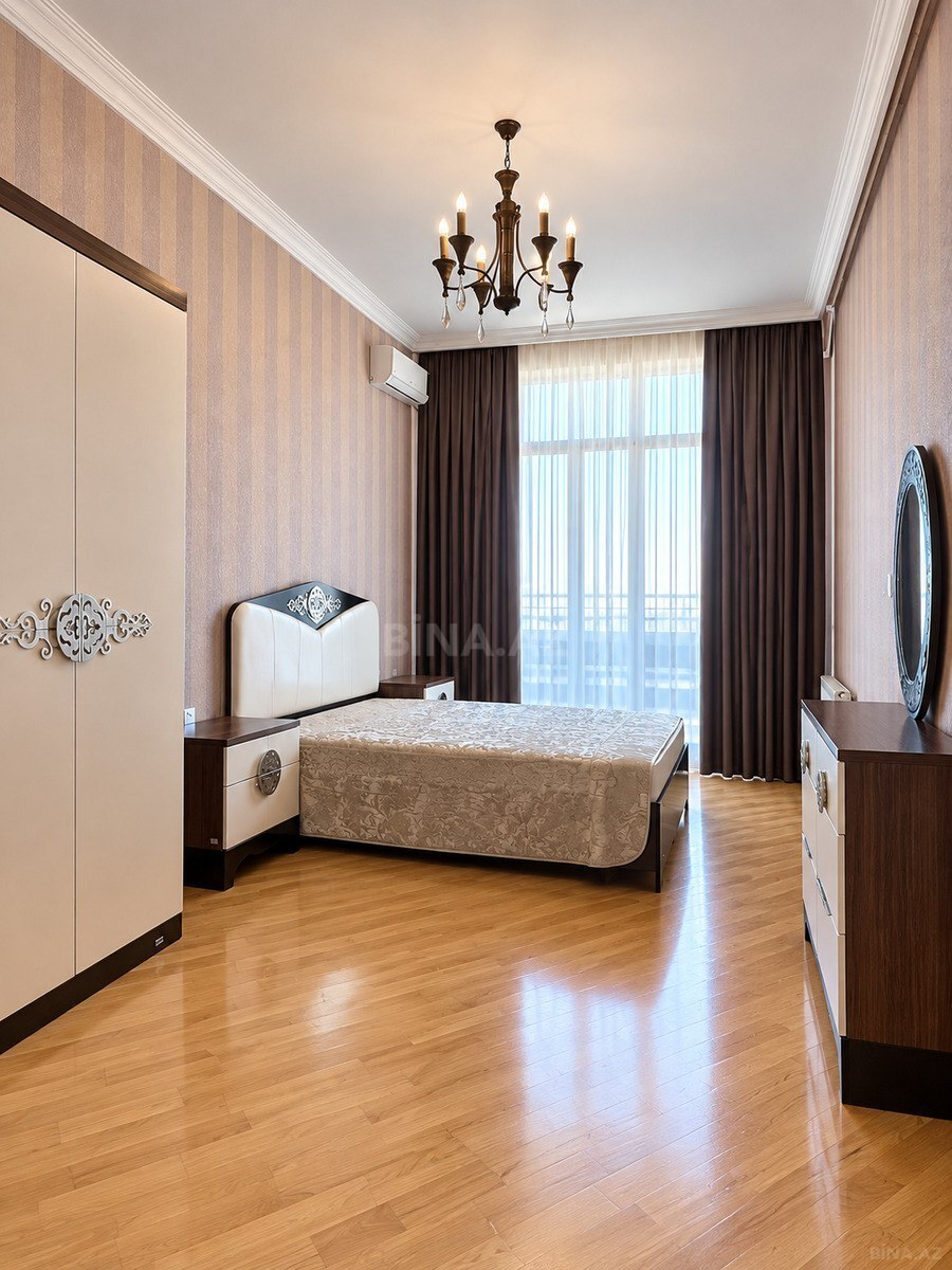 3 otaqlı Yeni tikili, Şah İsmayıl Xətai m., Bakı