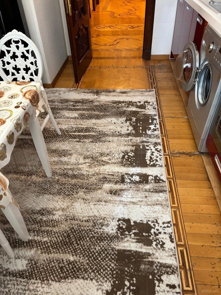 2 otaqlı Yeni tikili, 8-ci mikrorayon q., Bakı