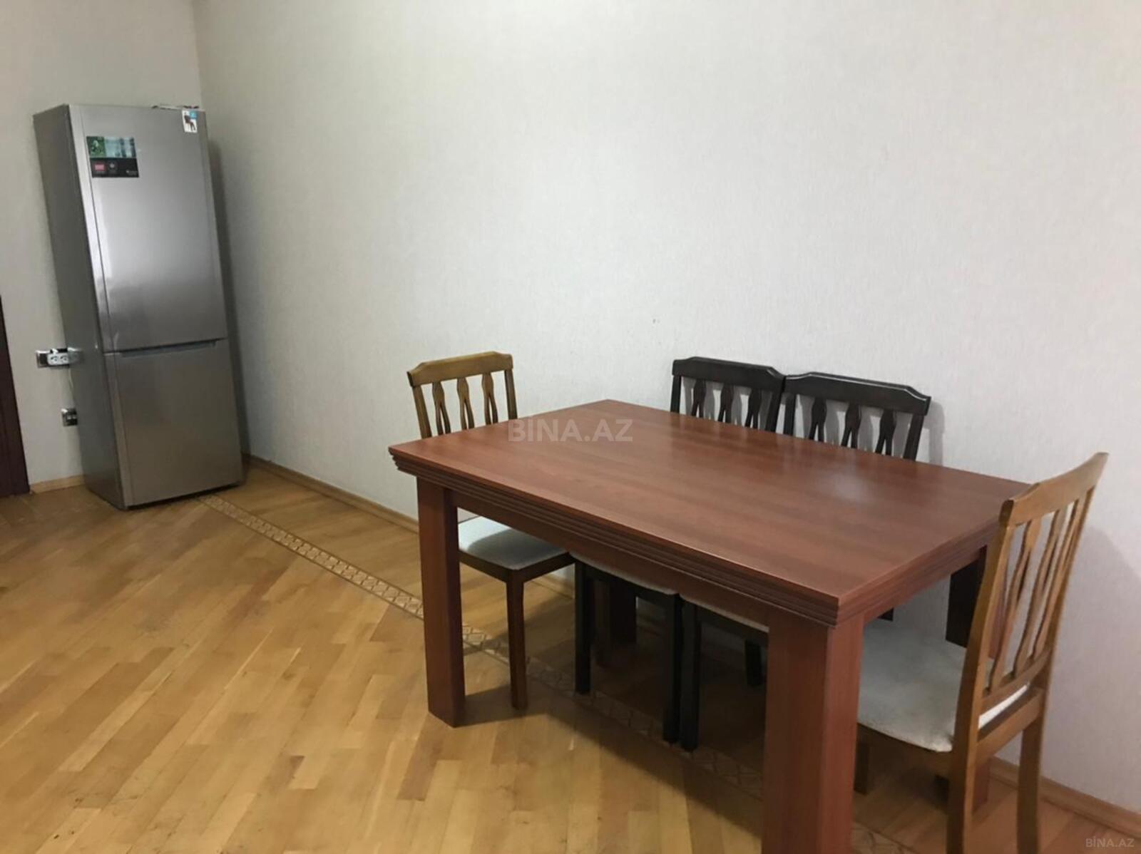 3 otaqlı Yeni tikili, Şah İsmayıl Xətai m., Bakı