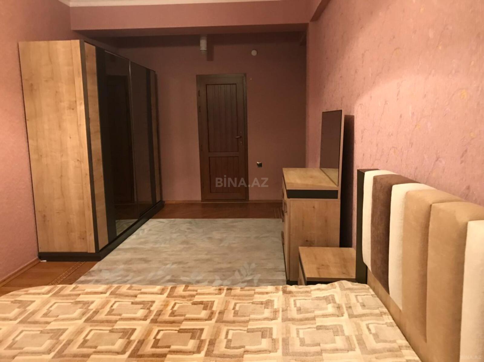 3 otaqlı Yeni tikili, Şah İsmayıl Xətai m., Bakı