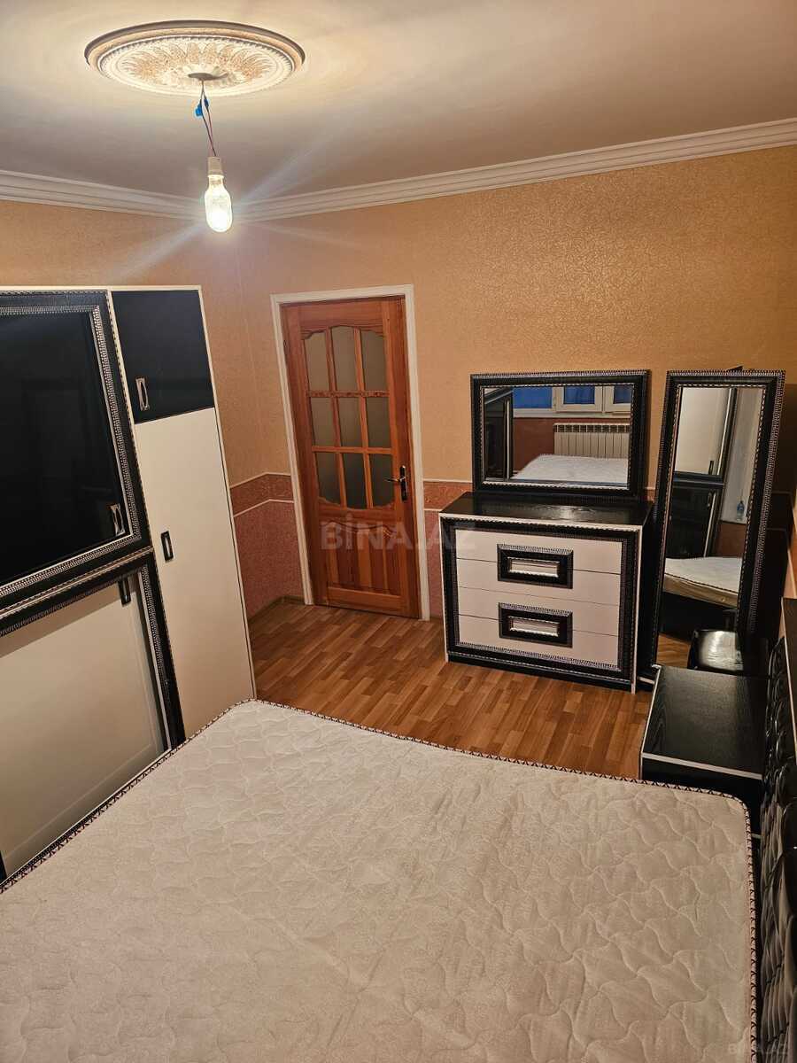 4 otaqlı Köhnə tikili, Badamdar q., Bakı