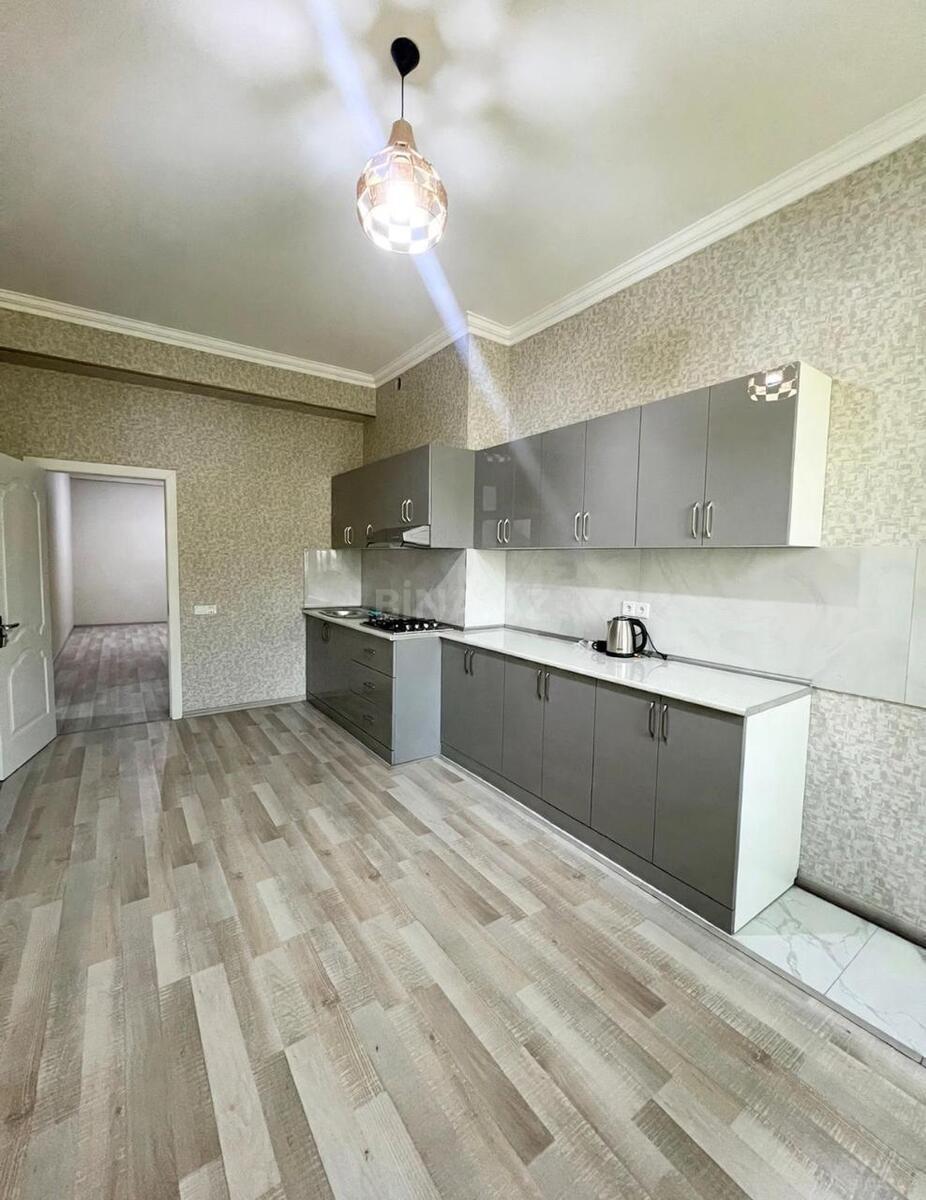 3 otaqlı Yeni tikili, Memar Əcəmi m., Bakı