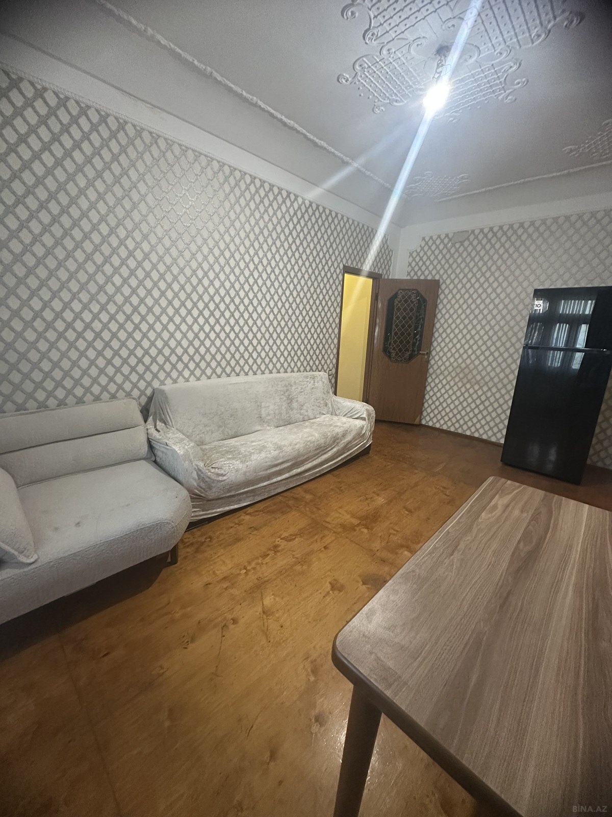 2 otaqlı Köhnə tikili, Neftçilər m., Bakı