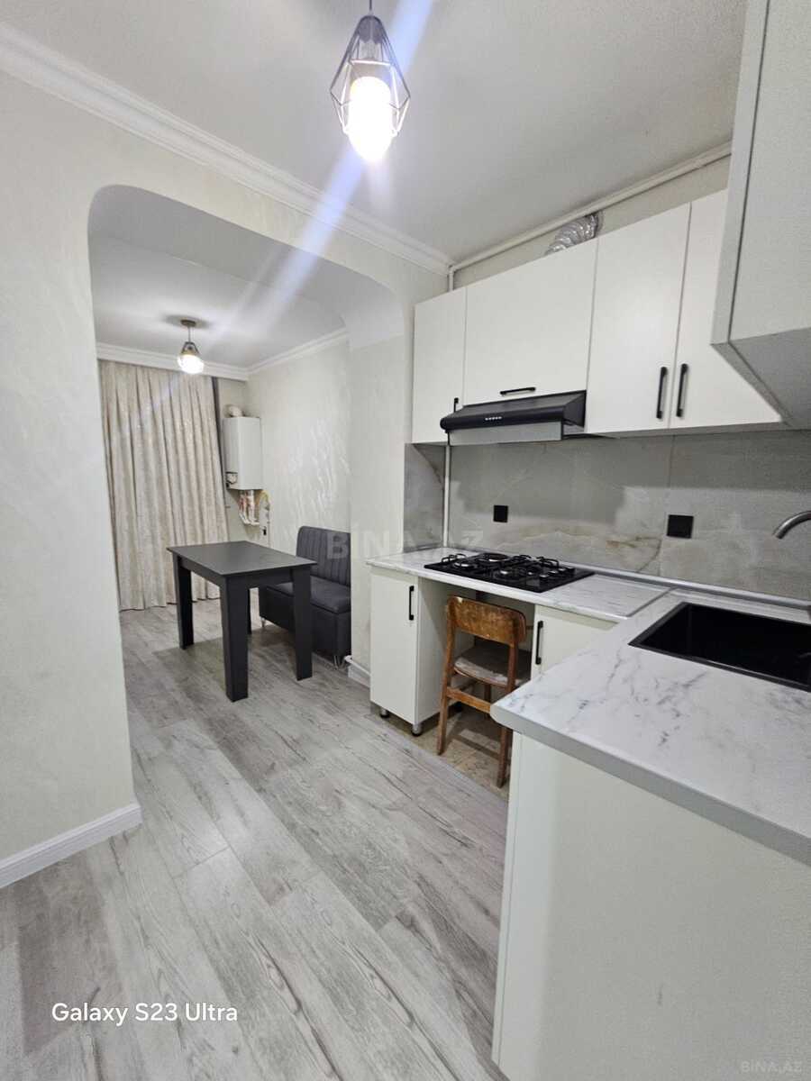2 otaqlı Köhnə tikili, İnşaatçılar m., Bakı
