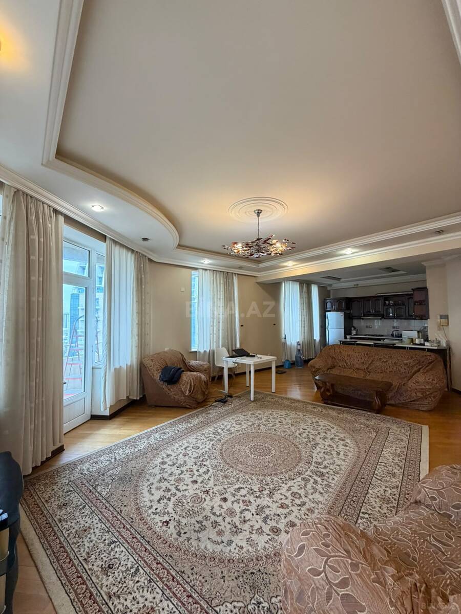 3 otaqlı Yeni tikili, İçəri Şəhər m., Bakı