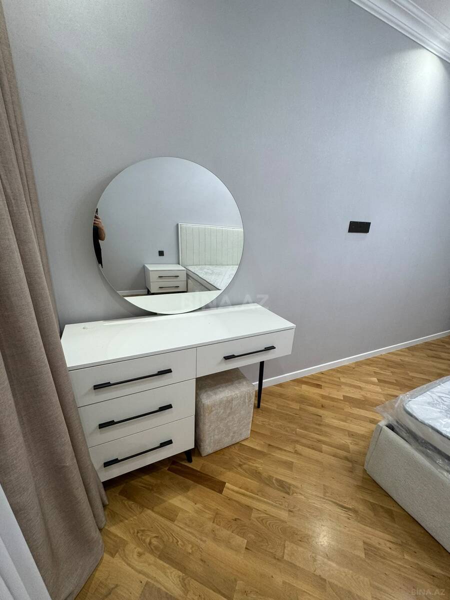3 otaqlı Yeni tikili, 28 May m., Bakı