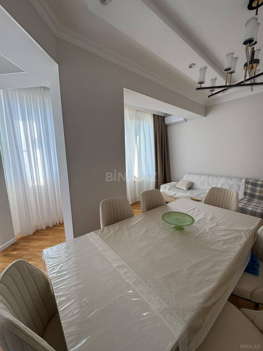 3 otaqlı Yeni tikili, 28 May m., Bakı