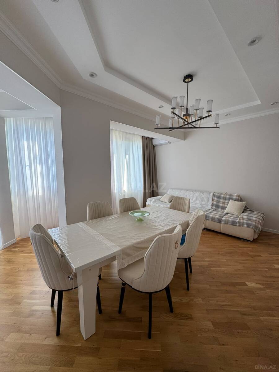 3 otaqlı Yeni tikili, 28 May m., Bakı