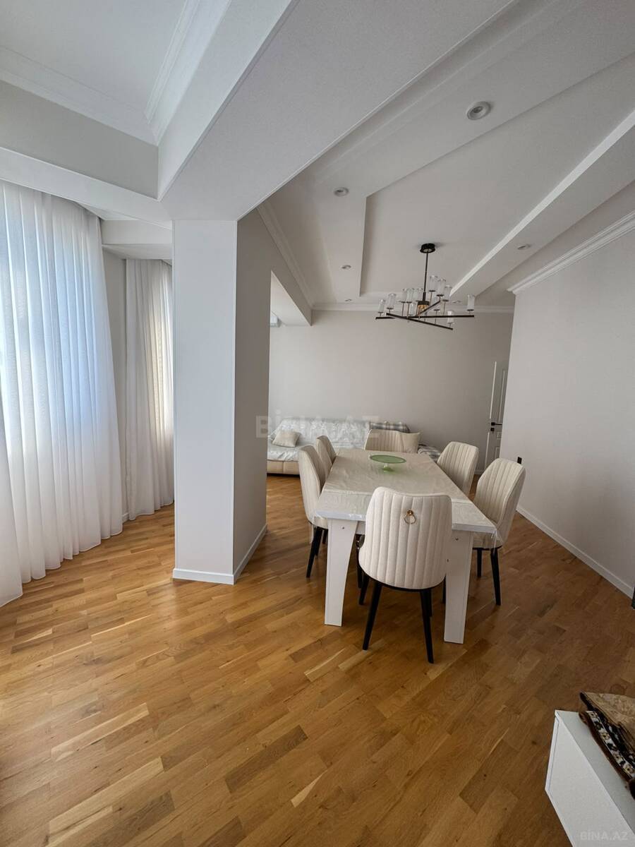 3 otaqlı Yeni tikili, 28 May m., Bakı