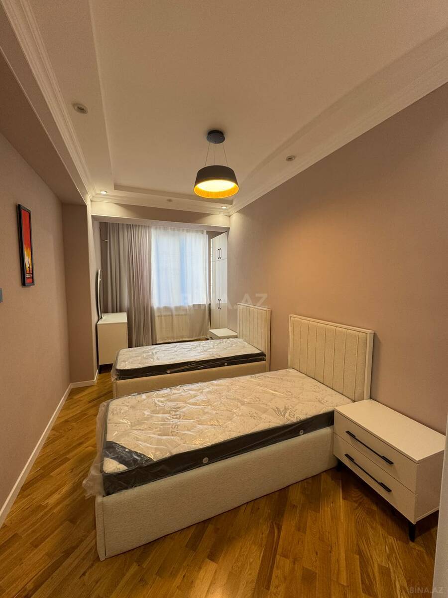 3 otaqlı Yeni tikili, 28 May m., Bakı