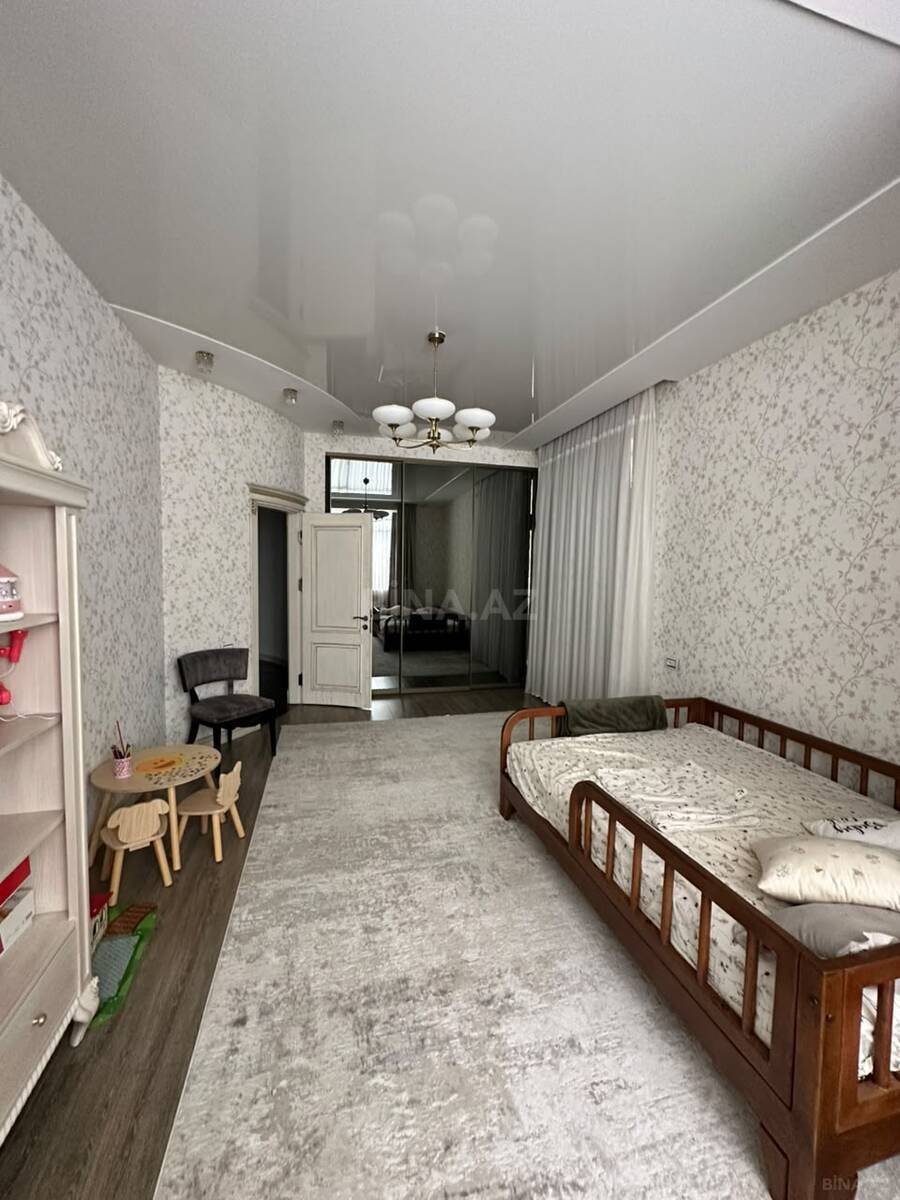 3 otaqlı Yeni tikili, Nizami m., Bakı