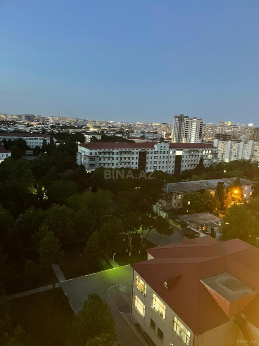 3 otaqlı Yeni tikili, Şah İsmayıl Xətai m., Bakı