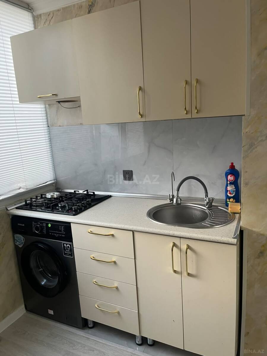 3 otaqlı Köhnə tikili, İnşaatçılar m., Bakı