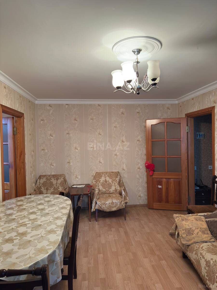 2 otaqlı Köhnə tikili, İnşaatçılar m., Bakı