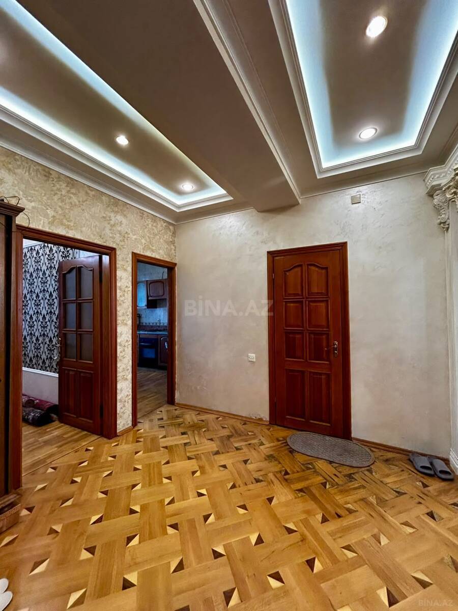 3 otaqlı Yeni tikili, İnşaatçılar m., Bakı