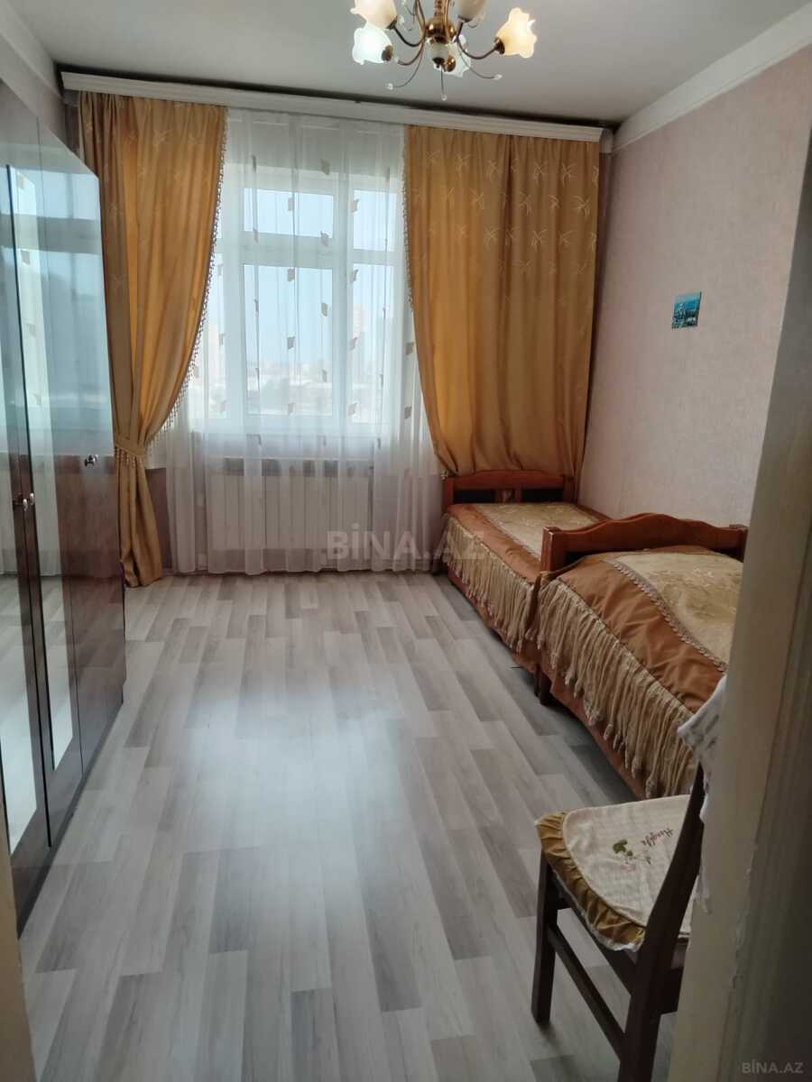 2 otaqlı Köhnə tikili, Memar Əcəmi m., Bakı