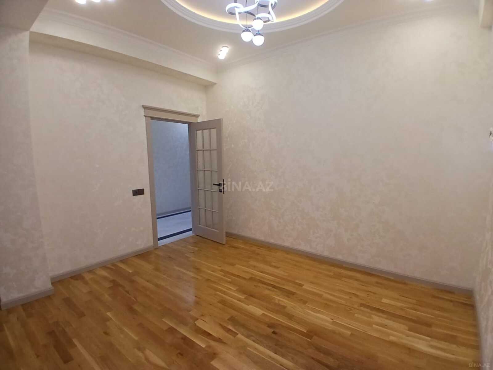 3 otaqlı Yeni tikili, Qara Qarayev m., Bakı
