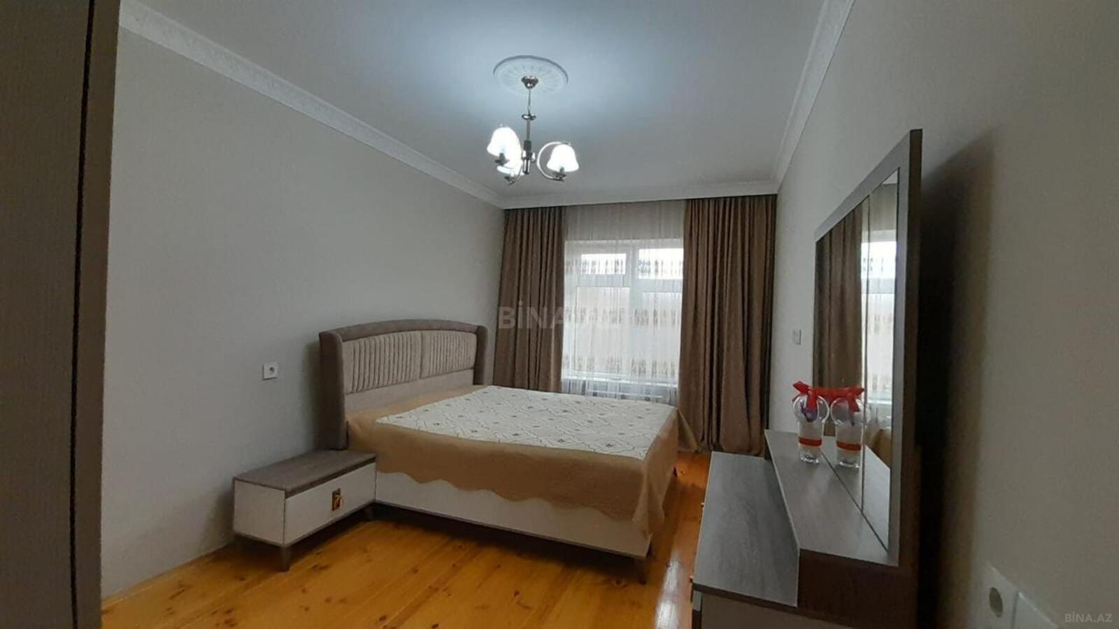 8 otaqlı Həyət evi/Bağ evi, Bakıxanov q., Bakı