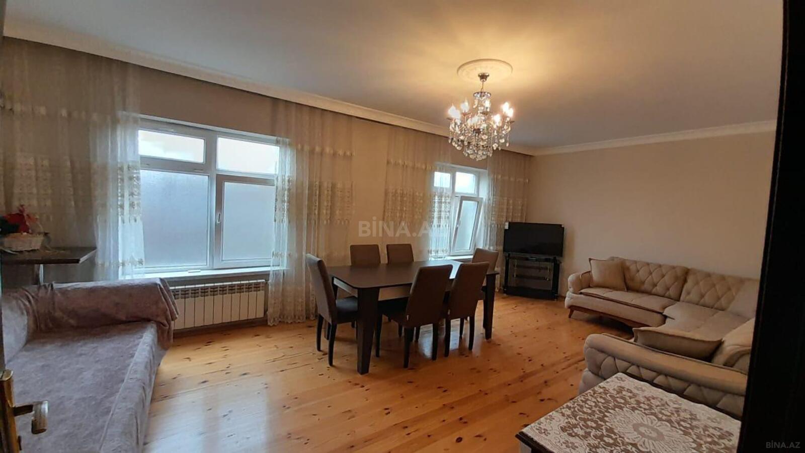 8 otaqlı Həyət evi/Bağ evi, Bakıxanov q., Bakı