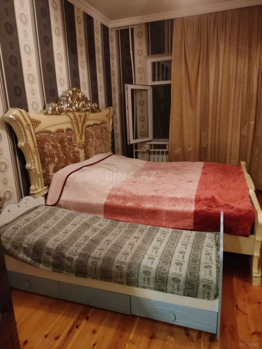 2 otaqlı Köhnə tikili, Qaraçuxur q., Bakı