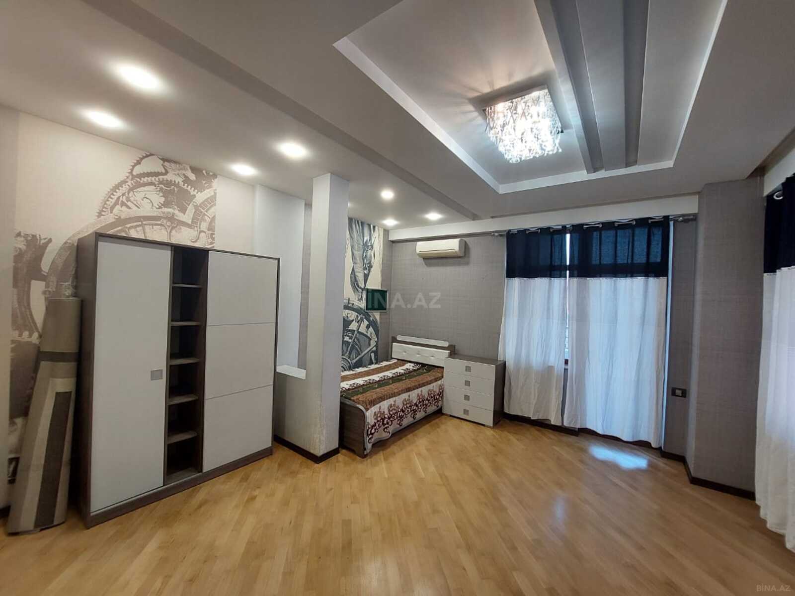 4 otaqlı Yeni tikili, Elmlər Akademiyası m., Bakı
