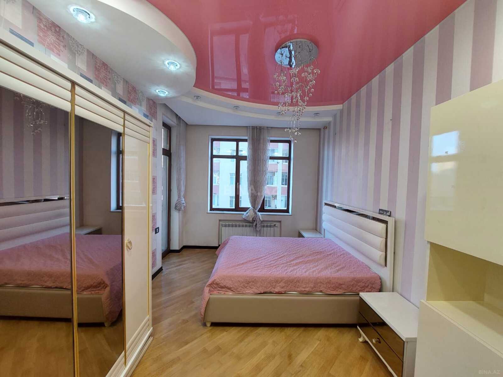 4 otaqlı Yeni tikili, Elmlər Akademiyası m., Bakı