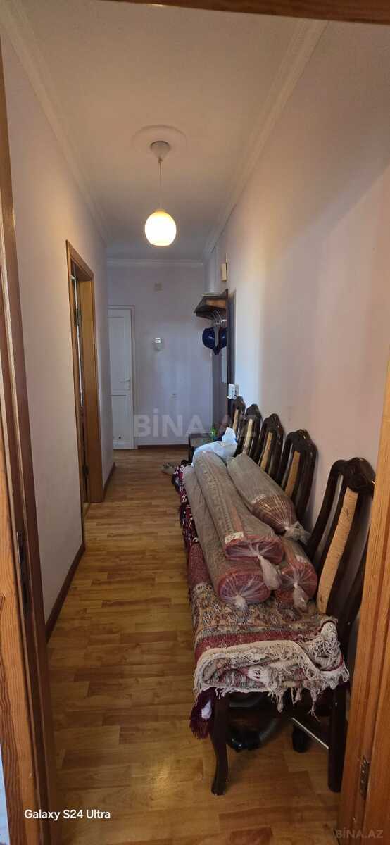 2 otaqlı Köhnə tikili, Xalqlar Dostluğu m., Bakı
