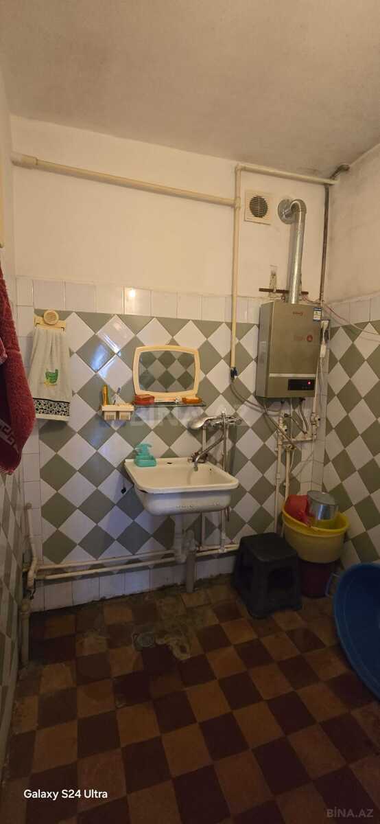 2 otaqlı Köhnə tikili, Xalqlar Dostluğu m., Bakı