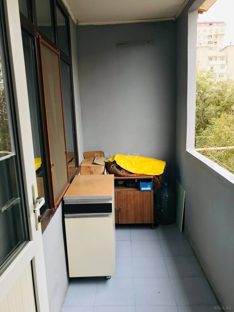 4 otaqlı Köhnə tikili, Həzi Aslanov m., Bakı