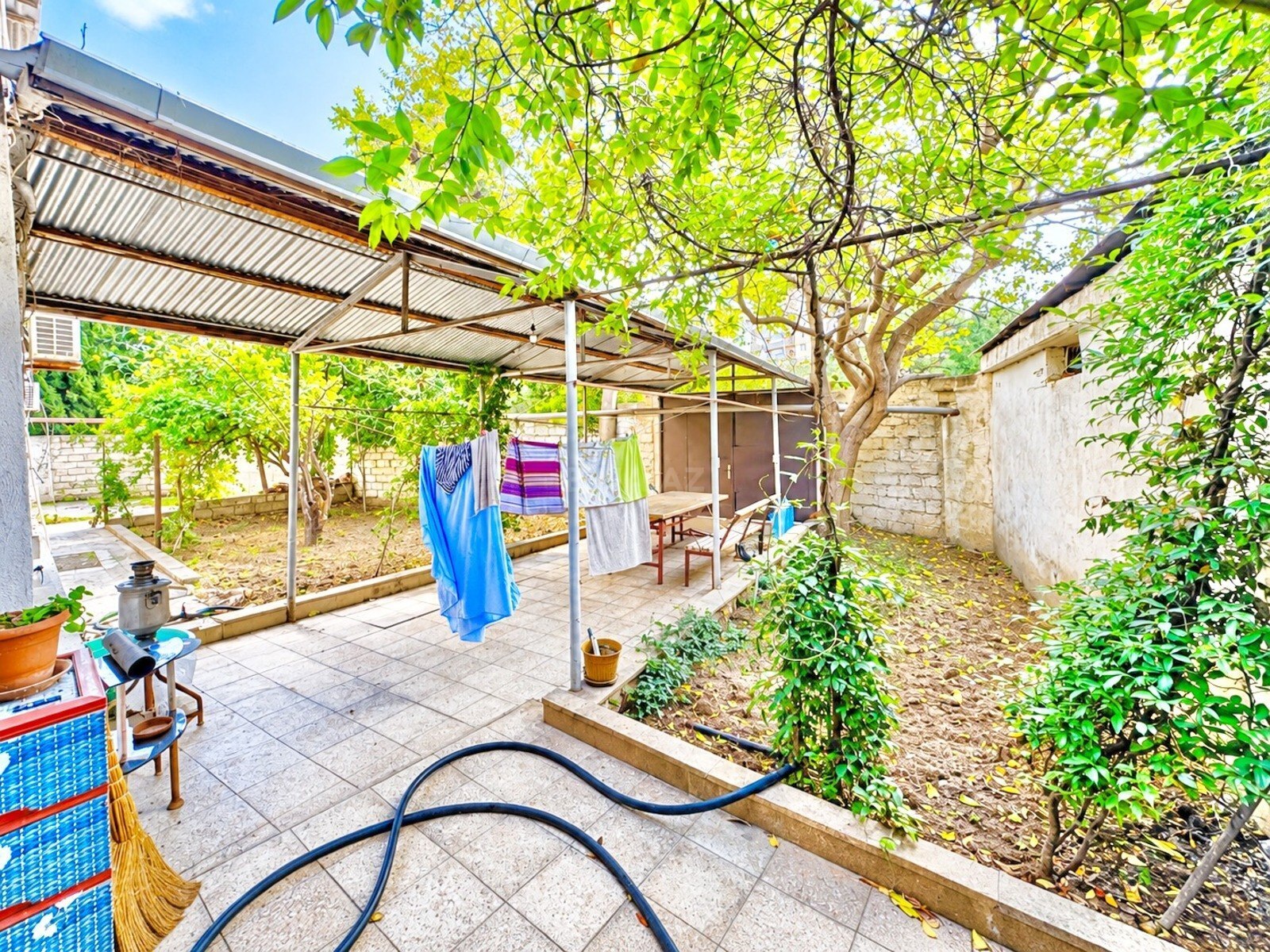 3 otaqlı Köhnə tikili, Qara Qarayev m., Bakı