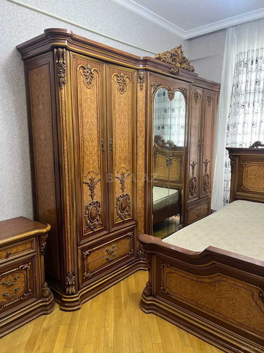 2 otaqlı Yeni tikili, Neftçilər m., Bakı