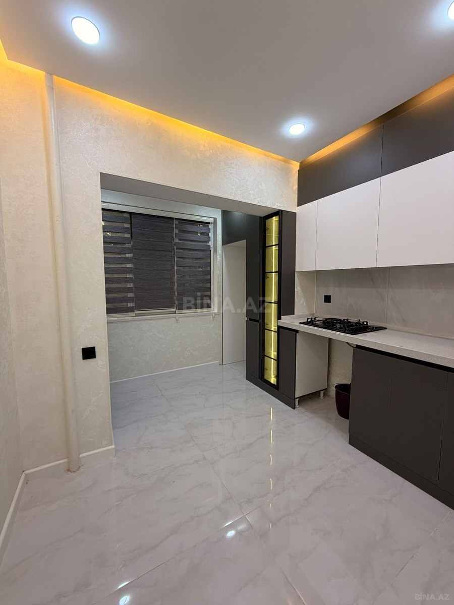3 otaqlı Köhnə tikili, Həzi Aslanov m., Bakı