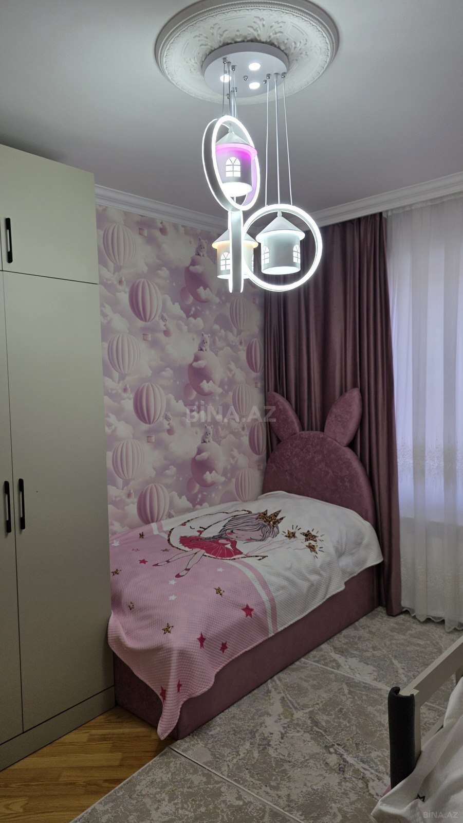 3 otaqlı Köhnə tikili, Bakıxanov q., Bakı