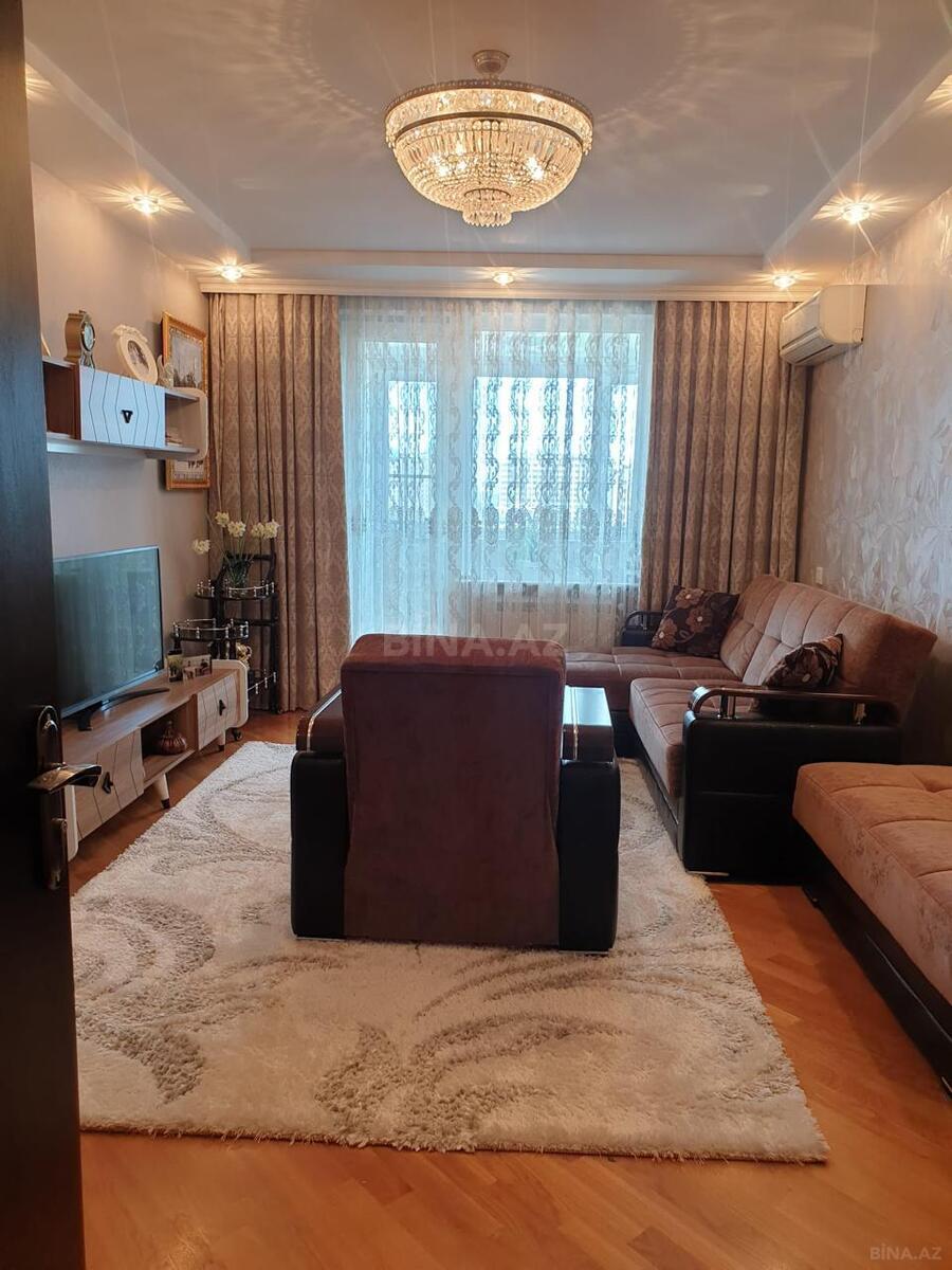 3 otaqlı Köhnə tikili, Elmlər Akademiyası m., Bakı